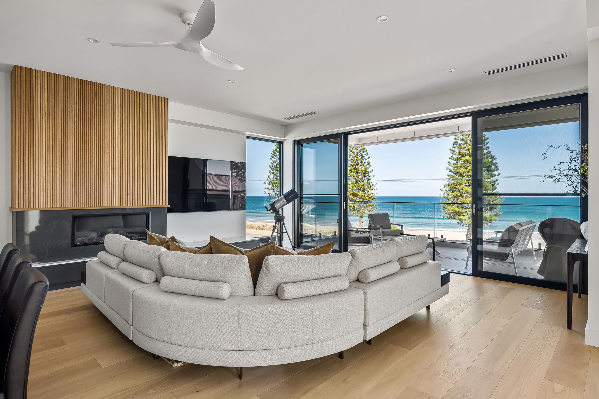 2a esplanade, christies beach, sa 5165-15
